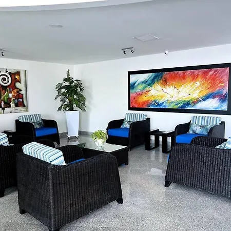 Bocagrande Y Marbella Frente Al Mar,piscina Apartamento